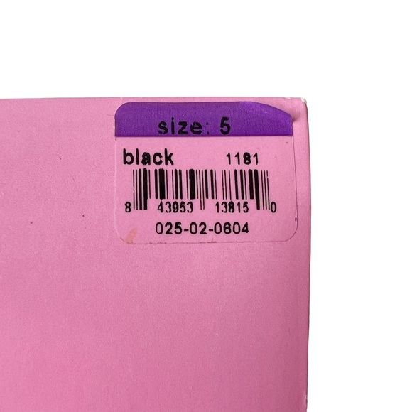 Love Your Assets Spanx Sheers Shaping Pantyhose Super Control in Black | 5 - Picture 4 of 6